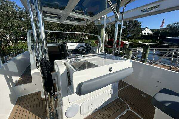 Nimbus T9 Yacht For Sale