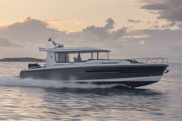 40ft Nimbus Yacht For Sale