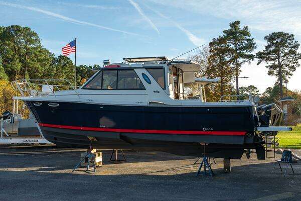 Photo of the 2012 Cutwater C-28