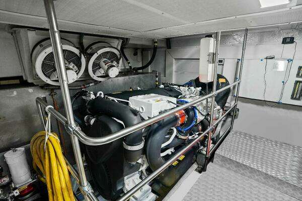 Sirena 64 Yacht For Sale