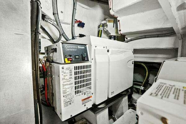 Sirena 64 Yacht For Sale