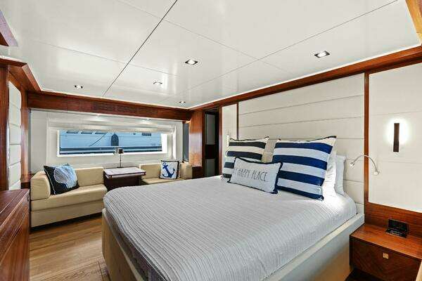 Sirena 64 Yacht For Sale