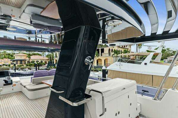 Sirena 64 Yacht For Sale