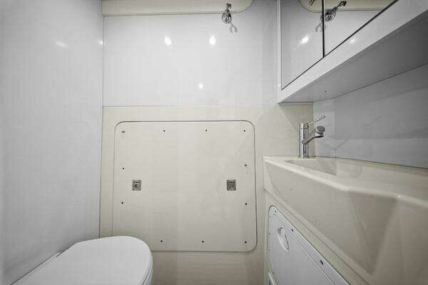 Sirena 64 Yacht For Sale