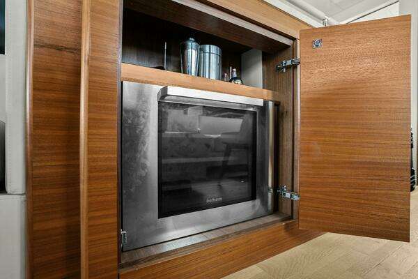 Sirena 64 Yacht For Sale