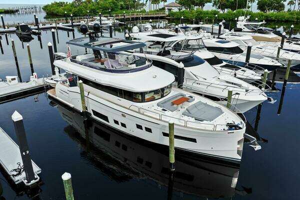 Sirena 64 Yacht For Sale