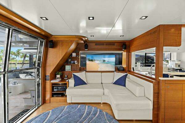 Sirena 64 Yacht For Sale