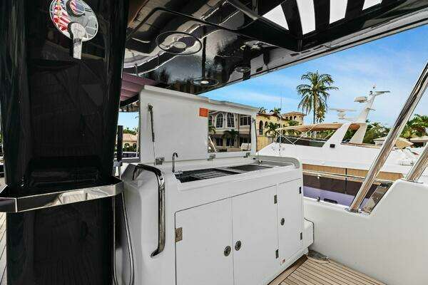 Sirena 64 Yacht For Sale