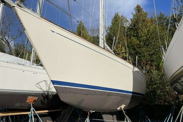 36-ft-Sabre-1986--PLAN C Charlotte Vermont United States  yacht for sale
