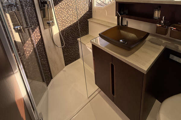 Galeon 500 FLY Yacht For Sale