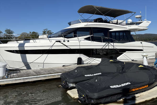Galeon 500 FLY Yacht For Sale