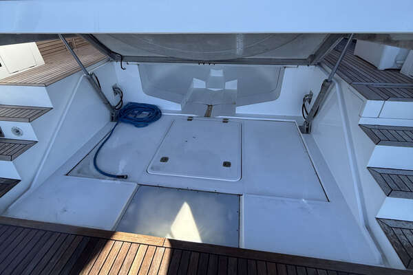 Galeon 500 FLY Yacht For Sale
