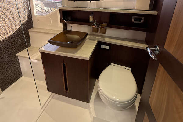 Galeon 500 FLY Yacht For Sale