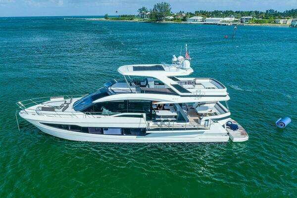Galeon 640 FLY Yacht For Sale