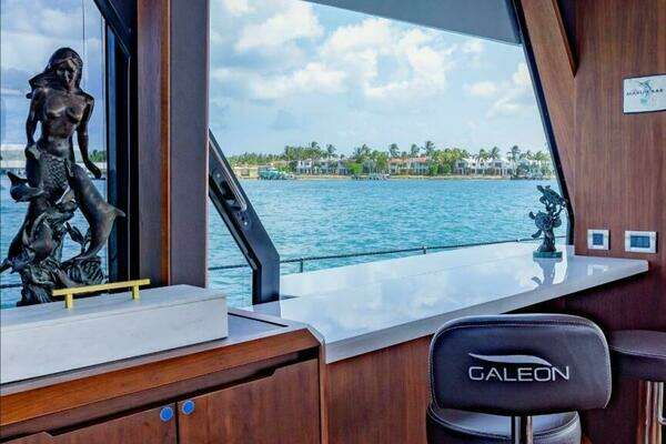 Galeon 640 FLY Yacht For Sale