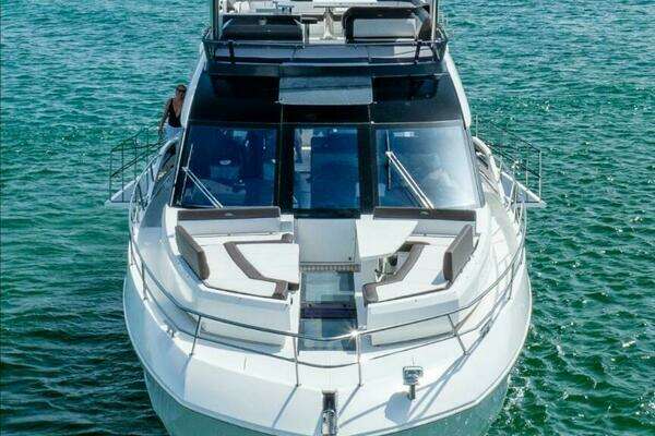 Galeon 640 FLY Yacht For Sale