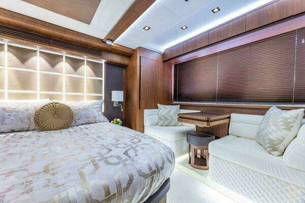 Galeon 640 FLY Yacht For Sale