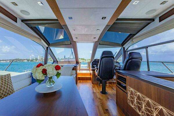 Galeon 640 FLY Yacht For Sale