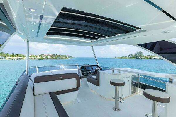 Galeon 640 FLY Yacht For Sale