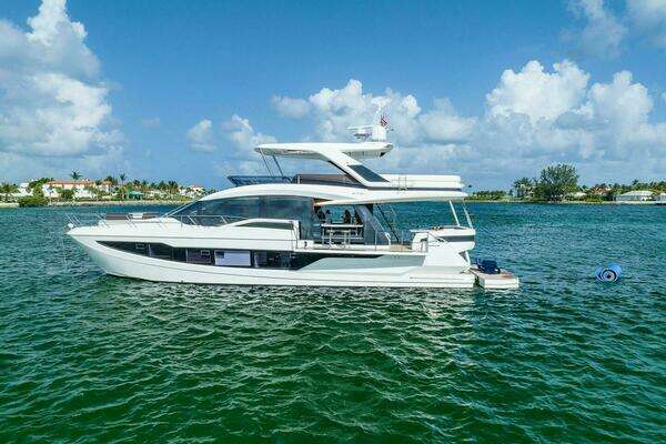 Galeon 640 FLY Yacht For Sale