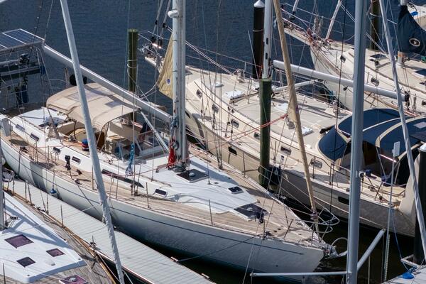 Pacific Pearl 48ft Oyster Yacht For Sale