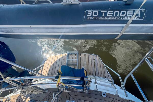 Pacific Pearl 48ft Oyster Yacht For Sale