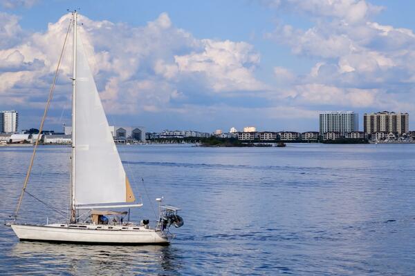 Pacific Pearl 48ft Oyster Yacht For Sale