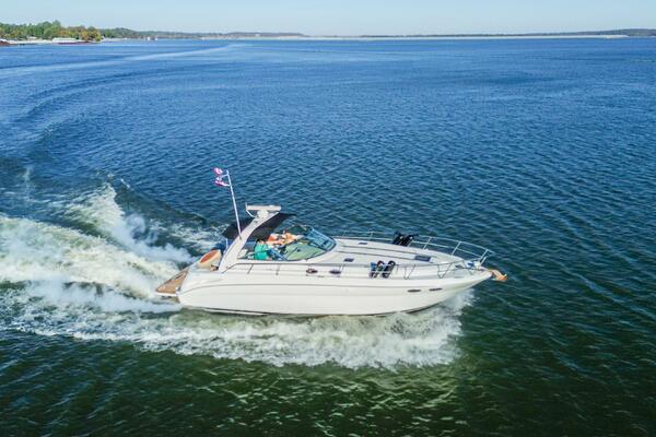 Within Tolerance 38ft Sea Ray Yacht For Sale