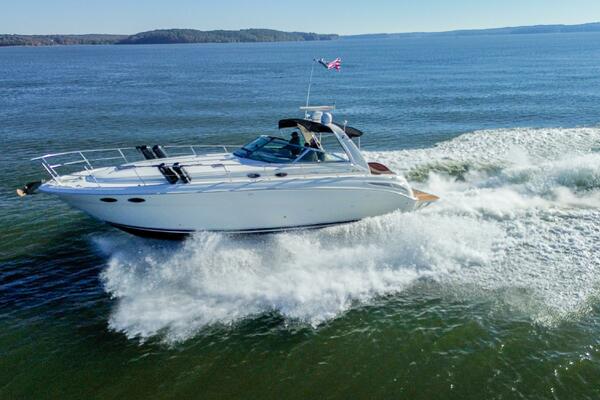 Within Tolerance 38ft Sea Ray Yacht For Sale