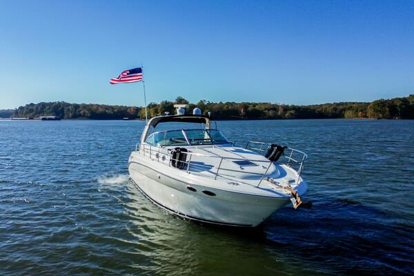 Within Tolerance 38ft Sea Ray Yacht For Sale