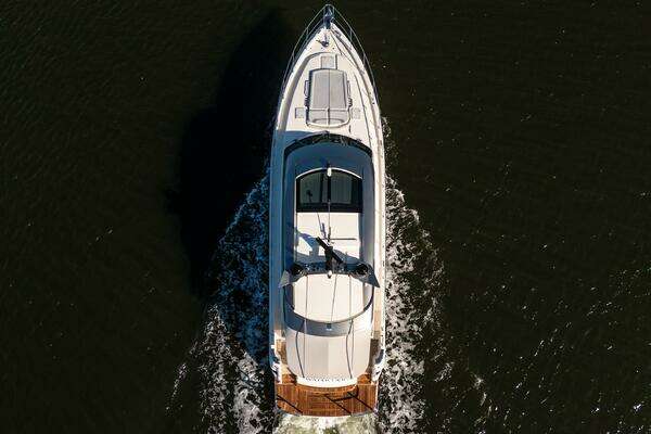 Riviera 5400 Sport Yacht Yacht For Sale
