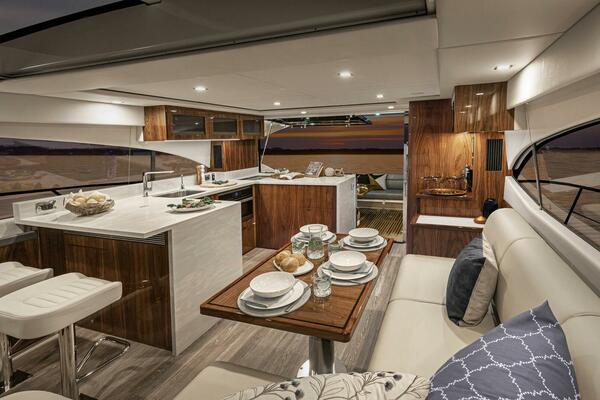 WATER DOG 54ft Riviera Yacht For Sale WATER DOG 54ft Riviera Yacht For Sale