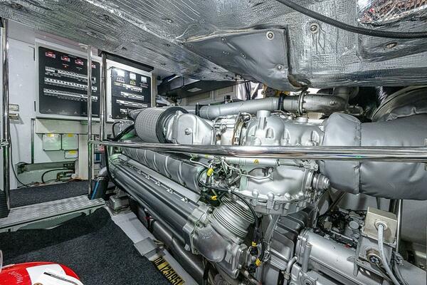 COAL BLOODED  92ft Pershing Yacht For Sale COAL BLOODED  92ft Pershing Yacht For Sale