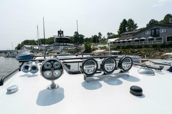 800k    900k Stock 8 32ft Targa Yacht For Sale