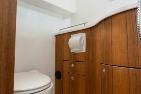 800k    900k Stock 8 32ft Targa Yacht For Sale