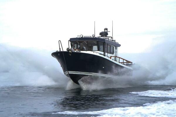 800k    900k Stock 8 32ft Targa Yacht For Sale