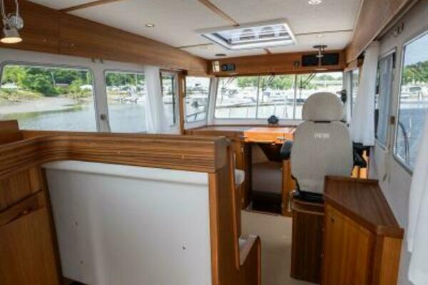 800k    900k Stock 8 32ft Targa Yacht For Sale