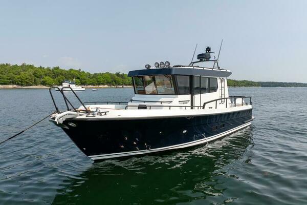 800k    900k OB Stock 8 32ft Targa Yacht For Sale