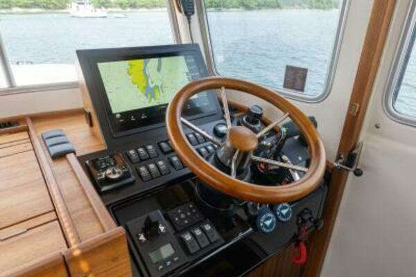 800k    900k OB Stock 8 32ft Targa Yacht For Sale