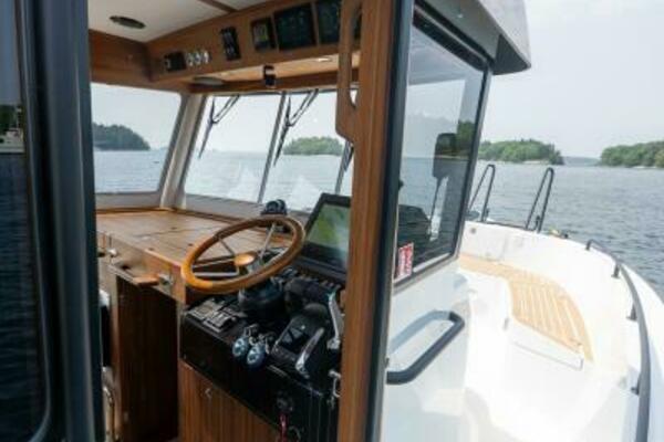 800k    900k OB Stock 8 32ft Targa Yacht For Sale