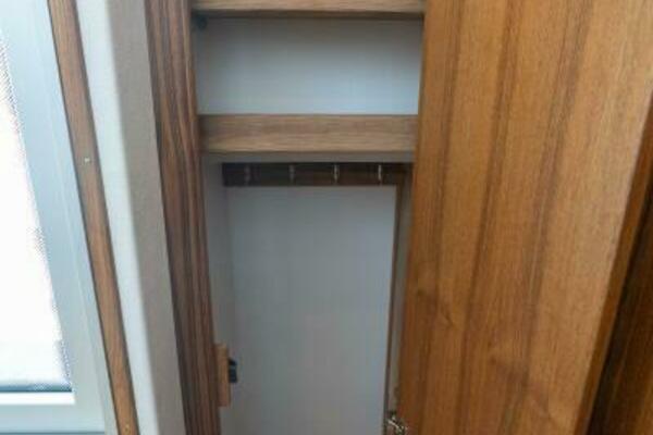 800k    900k OB Stock 8 32ft Targa Yacht For Sale