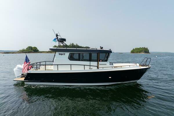 800k    900k OB Stock 8 32ft Targa Yacht For Sale