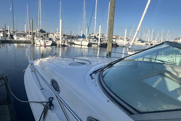 2005 Sea Ray 320 Sundancer
