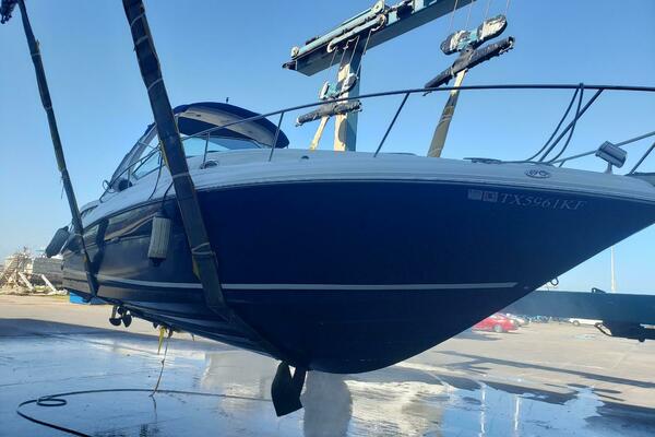 2005 Sea Ray 320 Sundancer