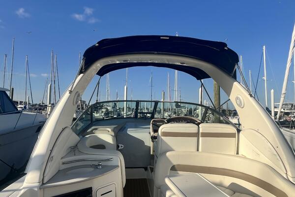 2005 Sea Ray 320 Sundancer
