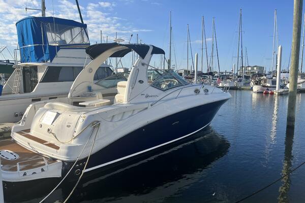 2005 Sea Ray 320 Sundancer