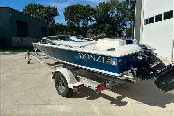 1986 Donzi 18