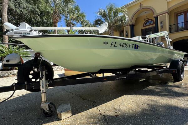 19ft East Cape Yacht For Sale