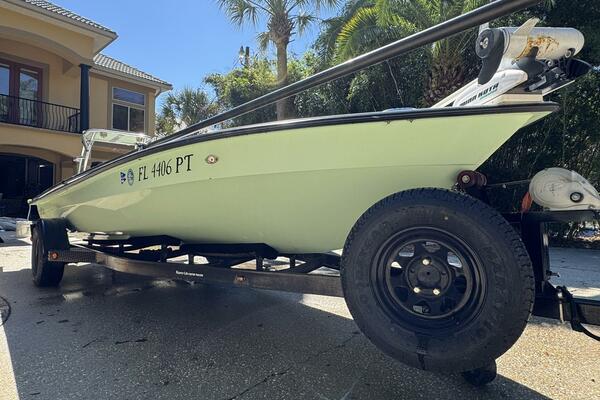 19ft East Cape Yacht For Sale