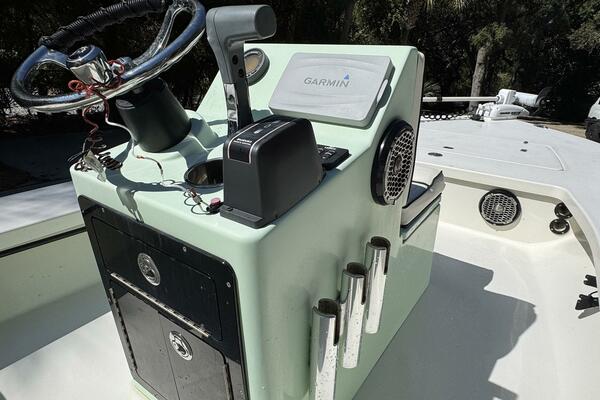 19ft East Cape Yacht For Sale